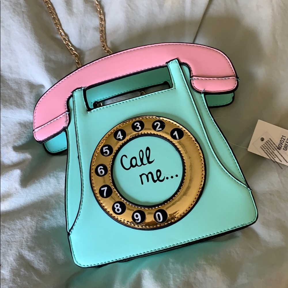 Phone purse (shelf)